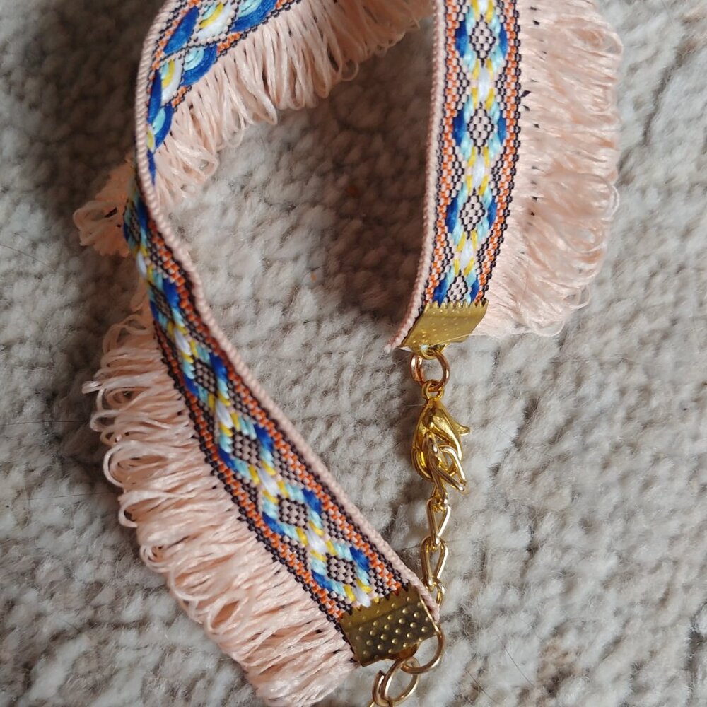 Cloth bracelet